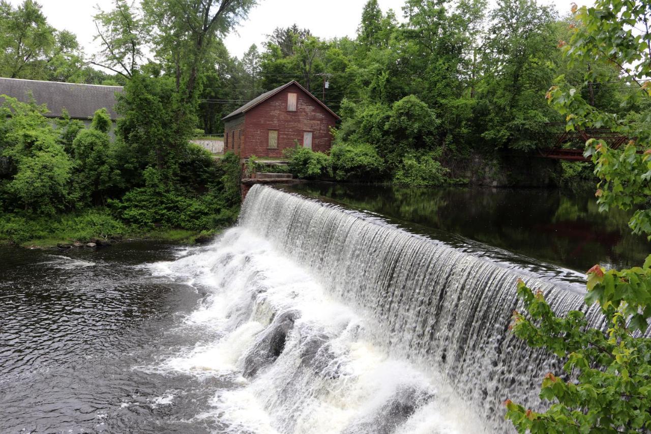 Old Mill Inn Hatfield Buitenkant foto